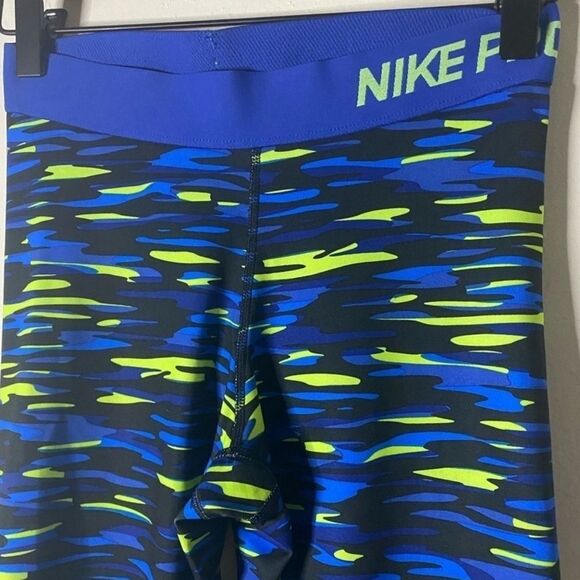 Nike Pro Haze Compression Capri Legging Size S - Picture 7 of 9